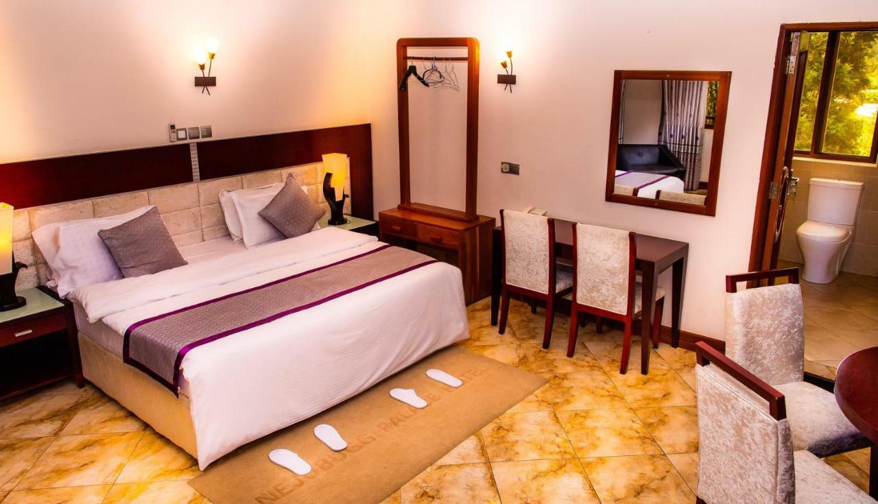 Nejobugg Palace Hotel Nkoanrua Luaran gambar
